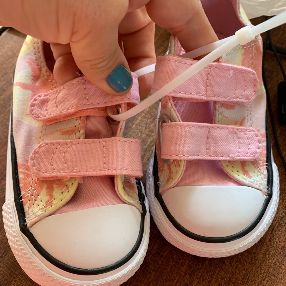 Toddler converse 7